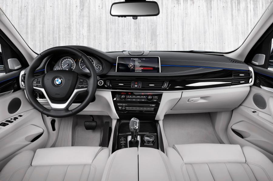 BMW X5 xDrive40e 2015 года  (фото 39 из 61)